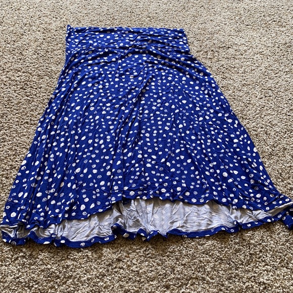 Blue Azure skirt, blue with white dots, EUC